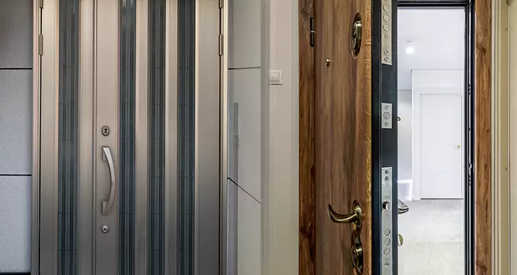 Burglar Proof Front Door Repair in Port St. Lucie, FL