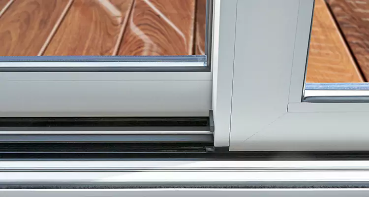 Patio Doors Leaking Water Issue Repair Services in Port St. Lucie, FL