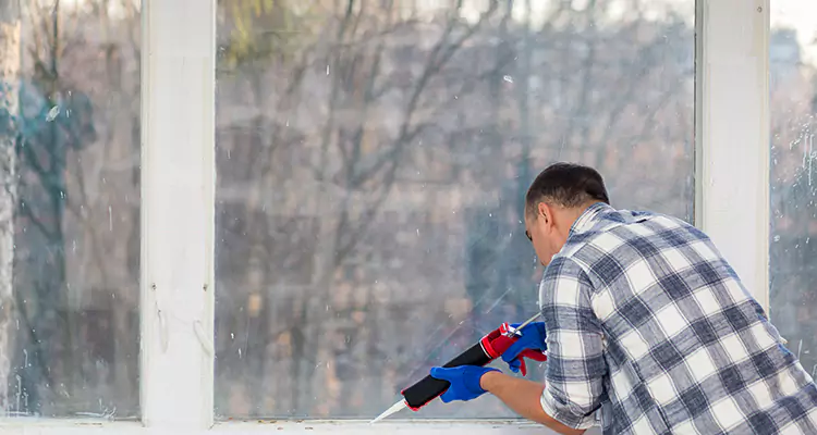 Repair Sliding Closet Doors Not Moving in Port St. Lucie, FL