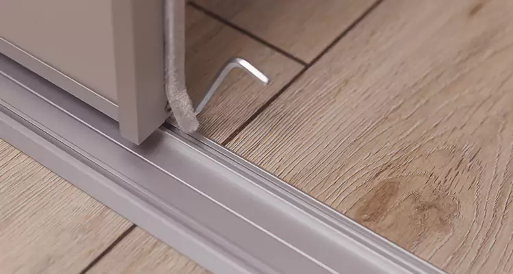 Squeaky Sliding Door Repair in Port St. Lucie, FL