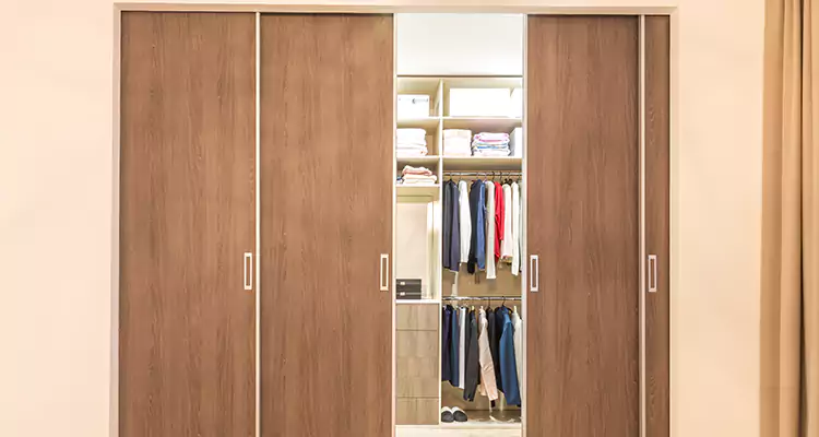 Sliding Closet Wardrobe Repairs in Port St. Lucie, FL